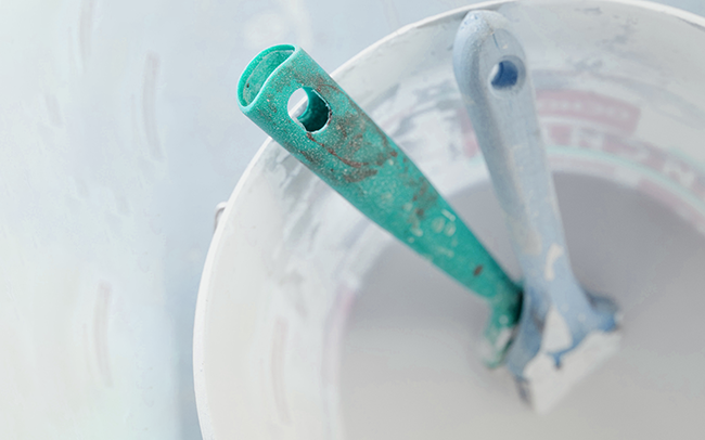 How to clean polyurethane brushes with turpentine